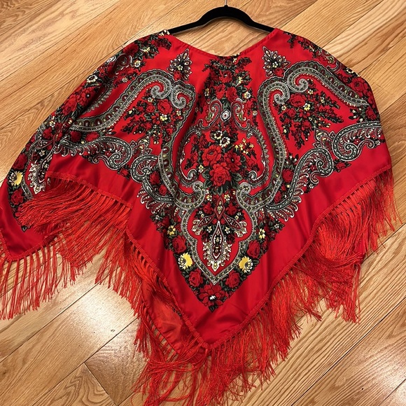 Floral fringed poncho - Picture 5 of 5